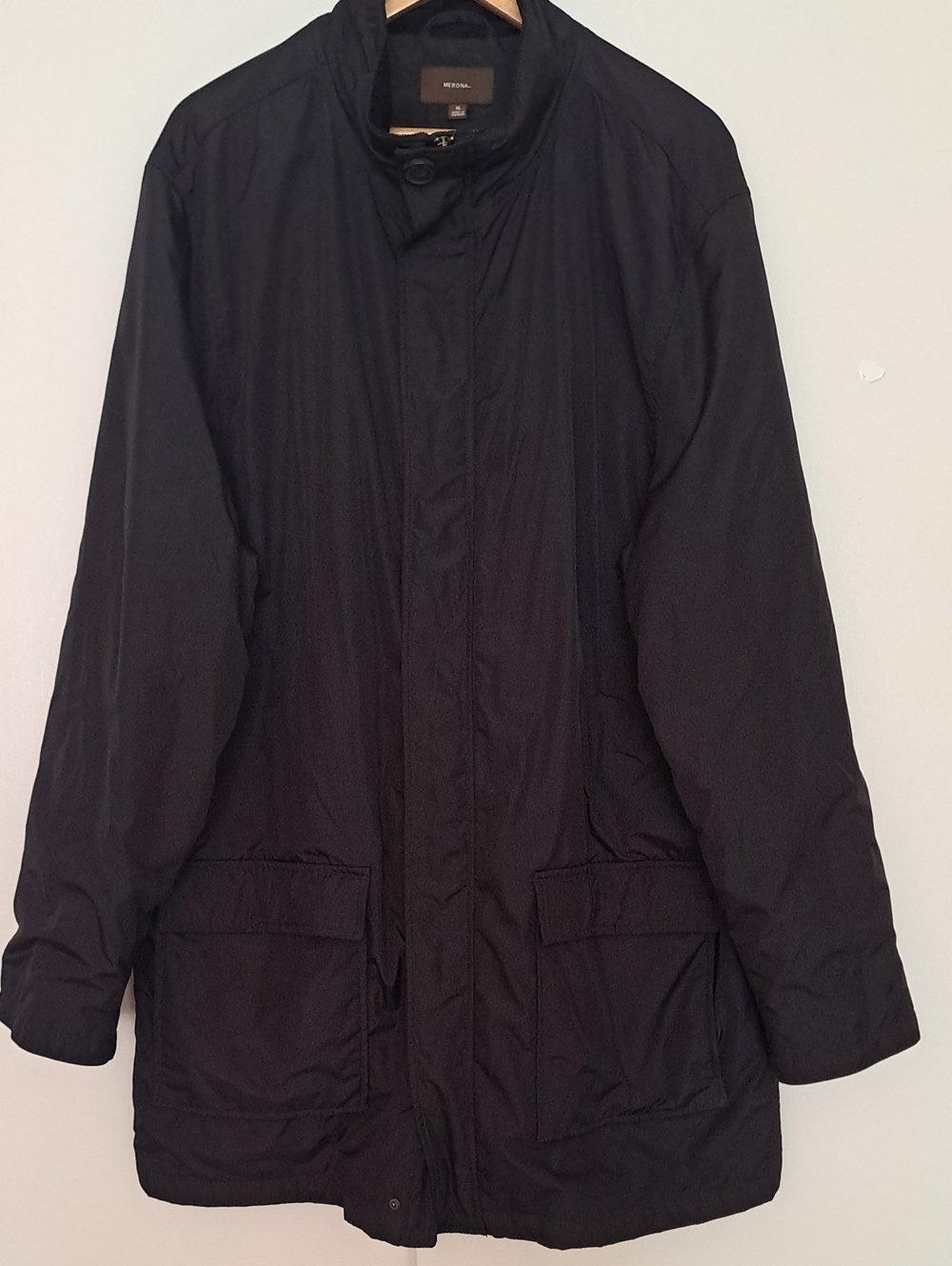Merona Black Men's Lightweight Packable Raincoat